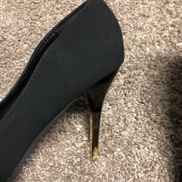 Black heels - Picture 4 of 4